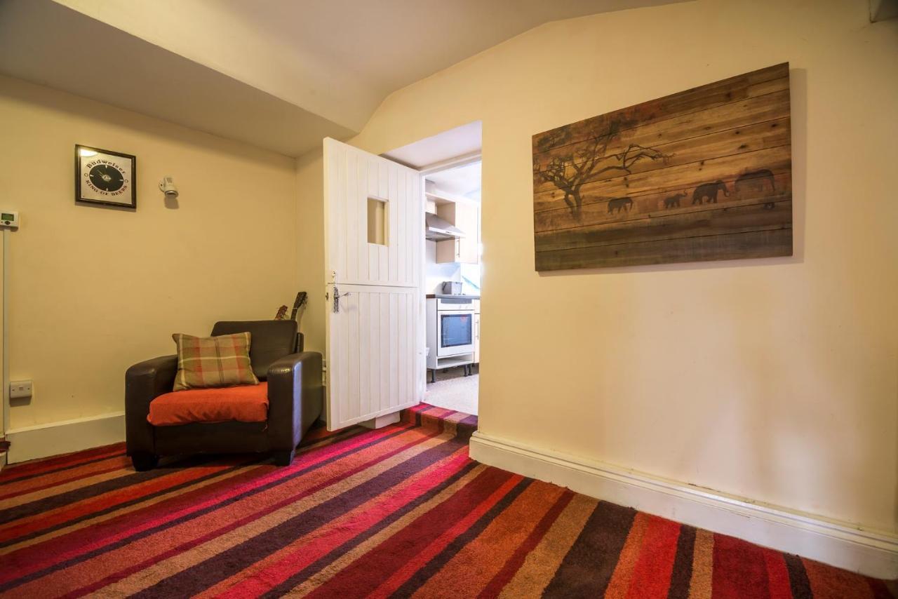 Manorbier Castle Inn Sunset Room Exterior photo